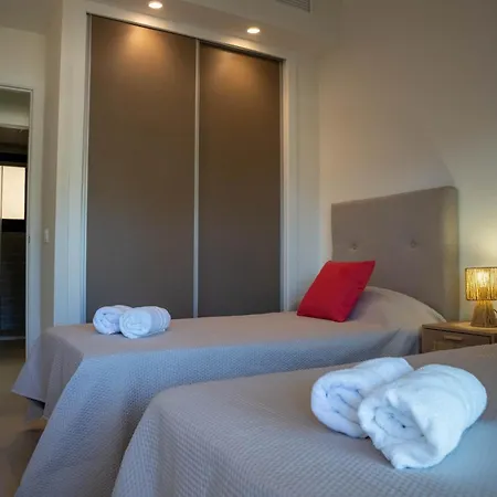 Ferris & Veleta - 200 Meters From The Sea * Torrevieja