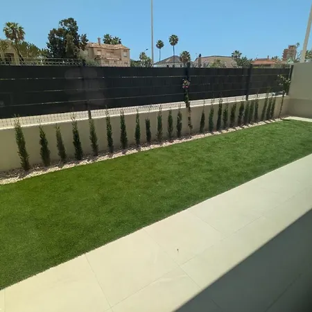 Ferris & Veleta - 200 Meters From The Sea Apartment