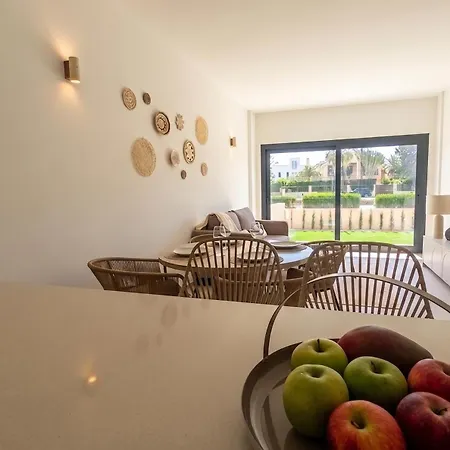 Ferris & Veleta - 200 Meters From The Sea