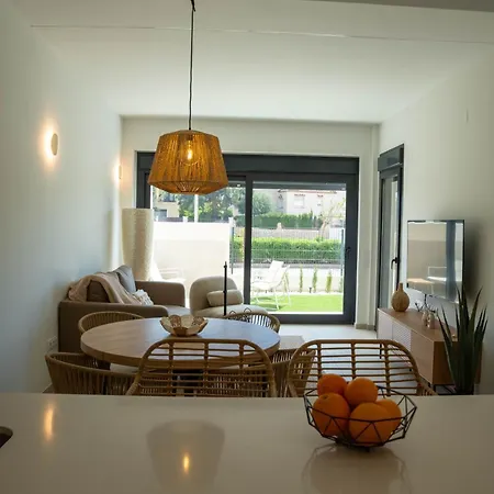 Ferris & Veleta - 200 Meters From The Sea * Torrevieja