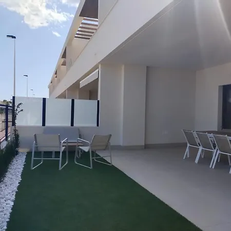 Ferris & Veleta - 200 Meters From The Sea * Torrevieja