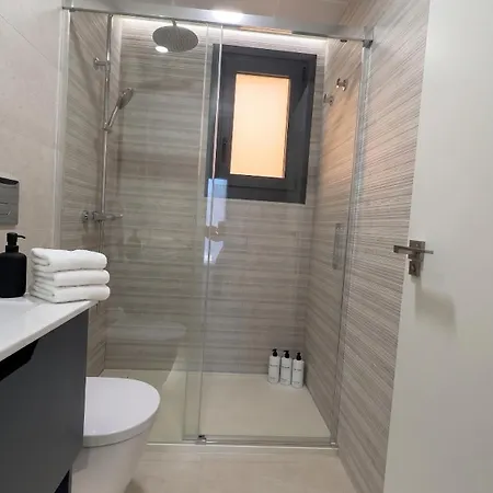 Ferris & Veleta - 200 Meters From The Sea *