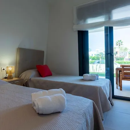 Apartment Ferris & Veleta - 200 Meters From The Sea